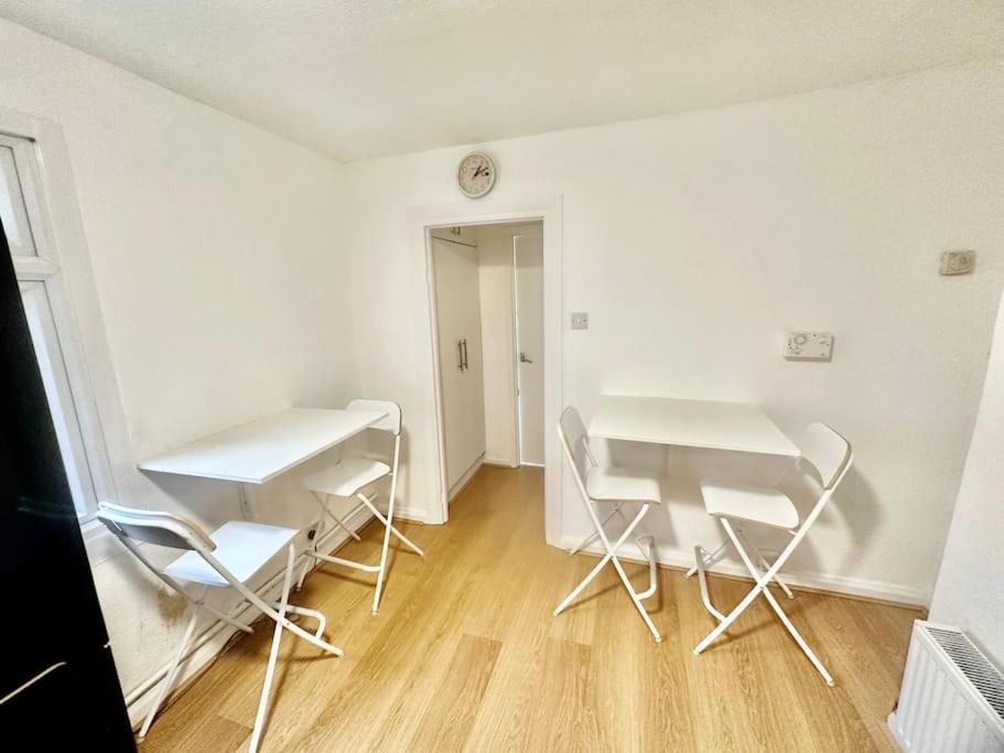 Cosy Two Bedroom Apartment,Se13 London Exteriör bild